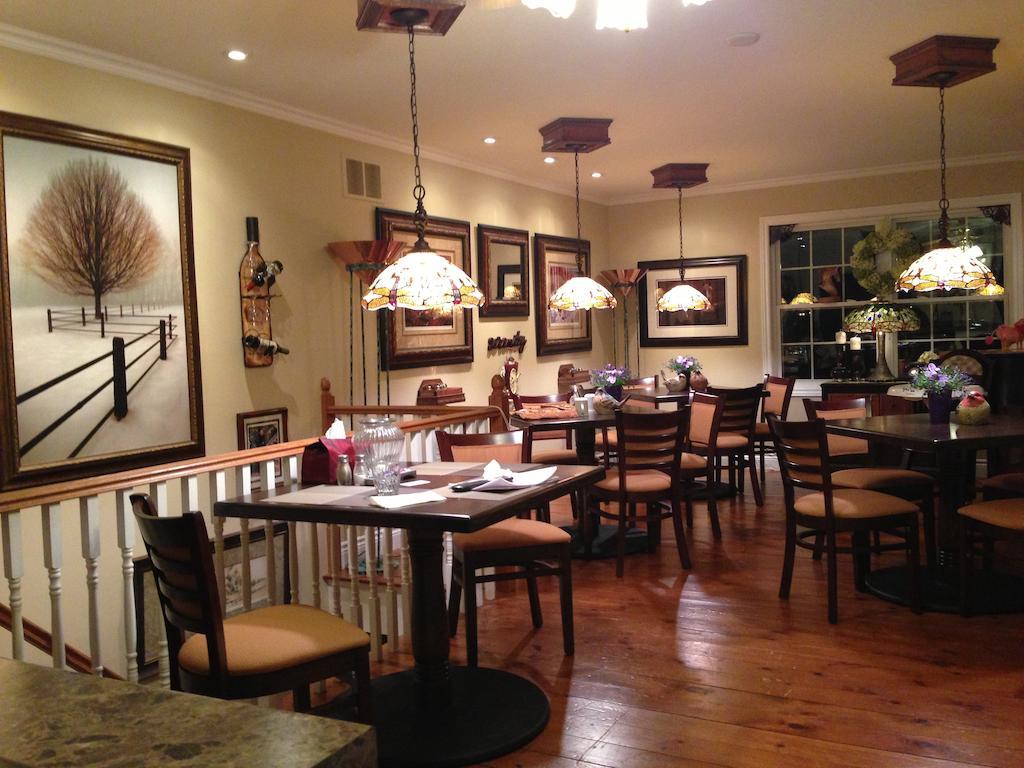 Serenity Ranch Bed & Breakfast Ancaster Εξωτερικό φωτογραφία