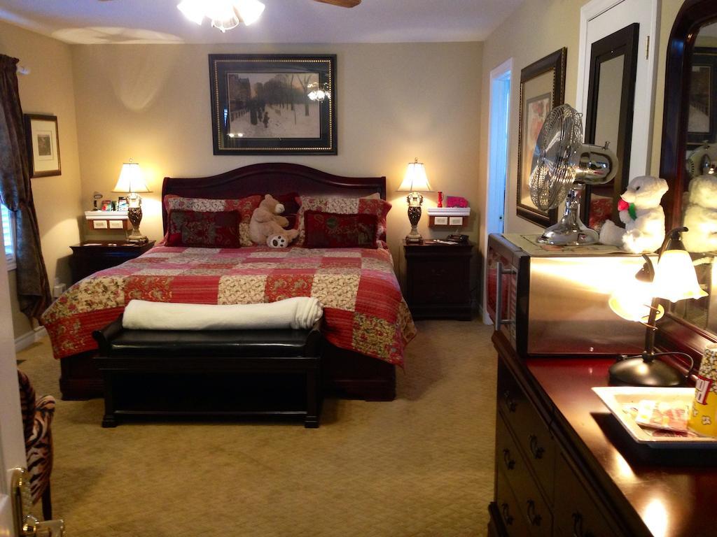 Serenity Ranch Bed & Breakfast Ancaster Εξωτερικό φωτογραφία