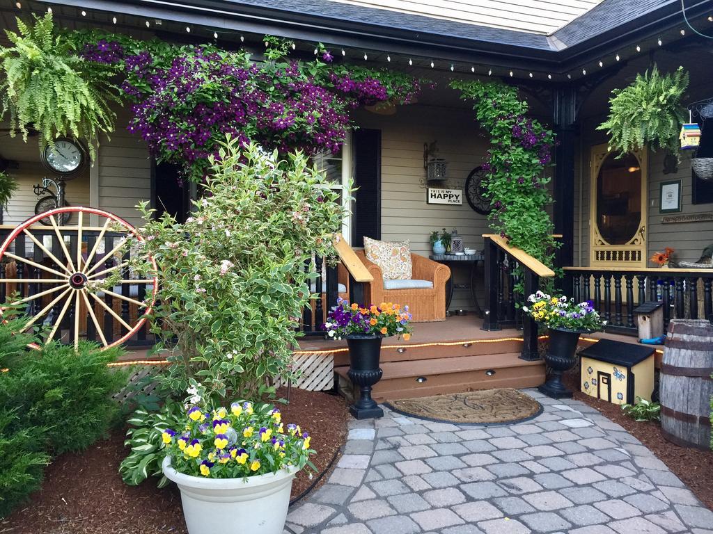 Serenity Ranch Bed & Breakfast Ancaster Εξωτερικό φωτογραφία
